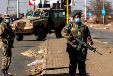 Militares reforçam segurança de camiões em quatro províncias da África do Sul